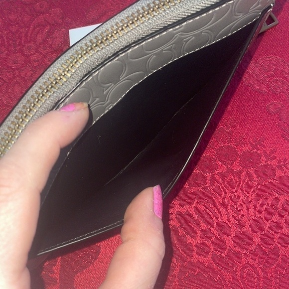 Brand New Coach Genuine Leather Heather Grey Accordion Zip Around Wallet - Picture 11 of 16